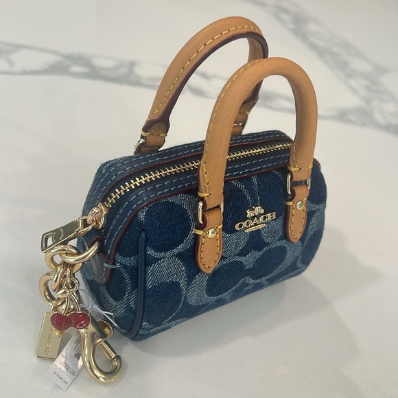 Cute. Limited Coach Mini Rowan - Picture 16 of 16